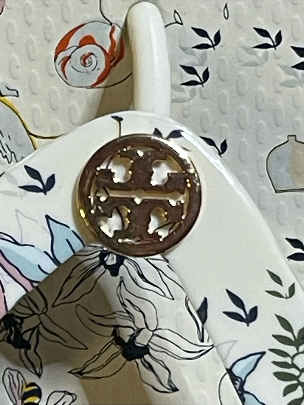 Tory Burch pre own